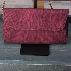 Urban Expressions Fuchsia Snake Pattern Clutch